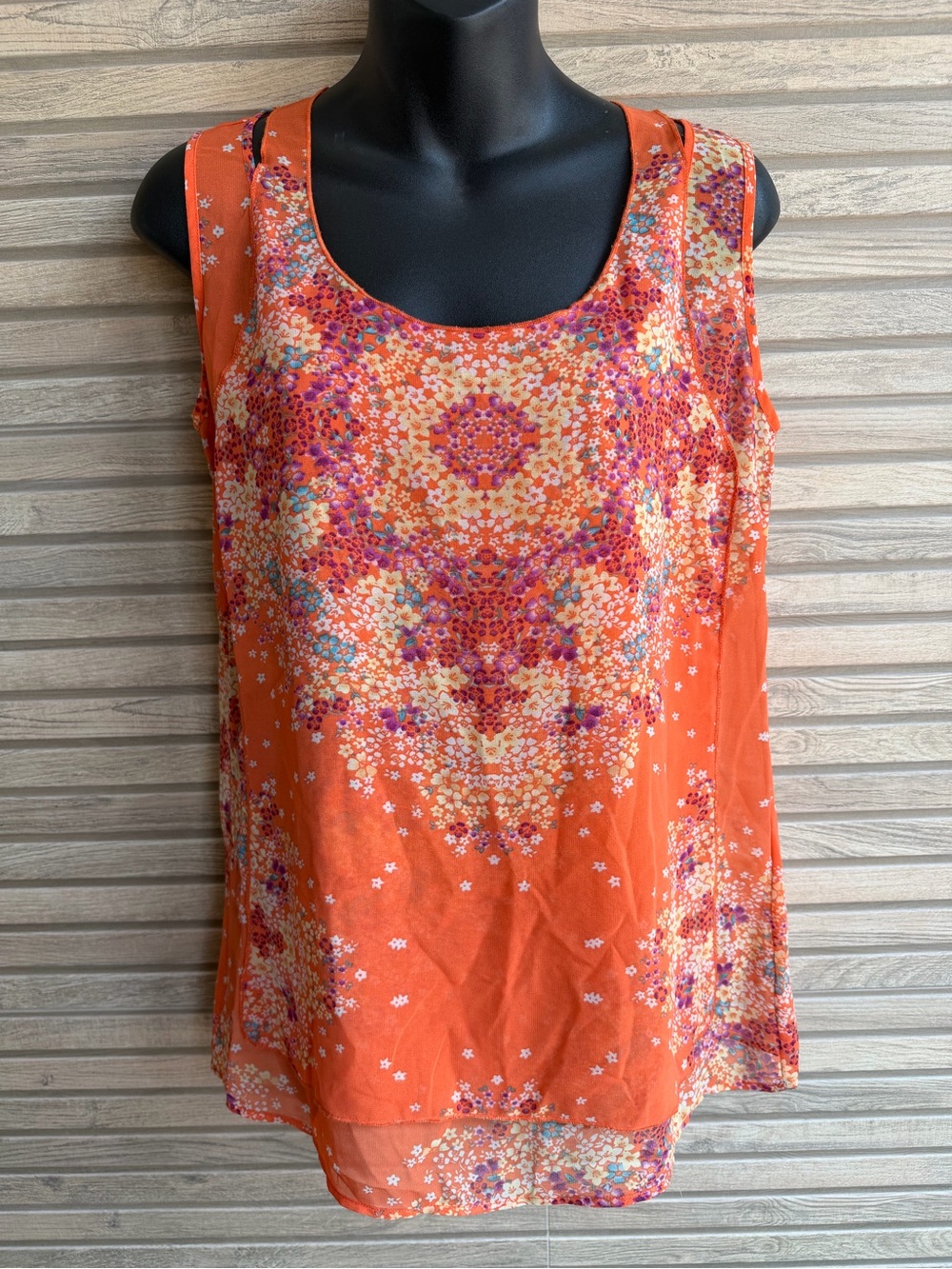 CAbi LOT 9 Piece Sleeveless Bundle Blouses Tops Cardigan Capsule Wardrobe Small - Picture 7 of 15